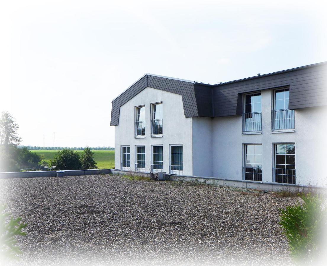 Hotel Lindenberger Hof Ahrensfelde Exteriér fotografie